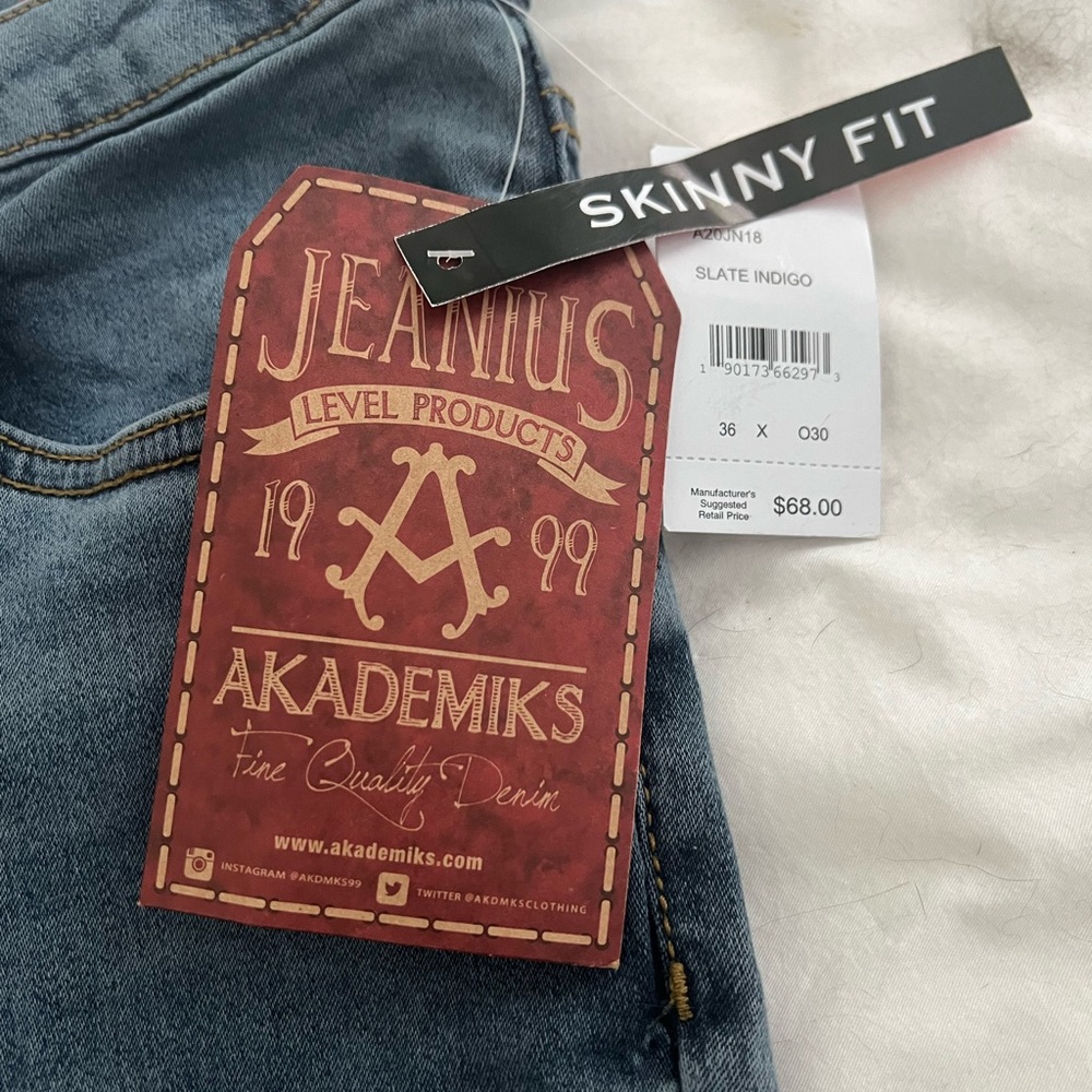 Mens Skinny Jeans - 36x30 - NWT - Jeanius by Akademiks